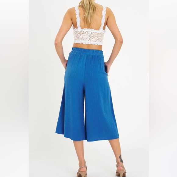 FABULOUS TIE KNOT LINEN CAPRI PANTS - Picture 6 of 7